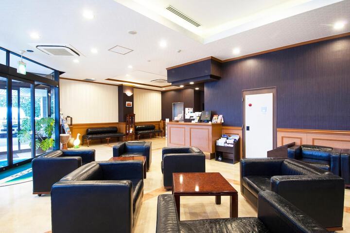 Guest Lobby