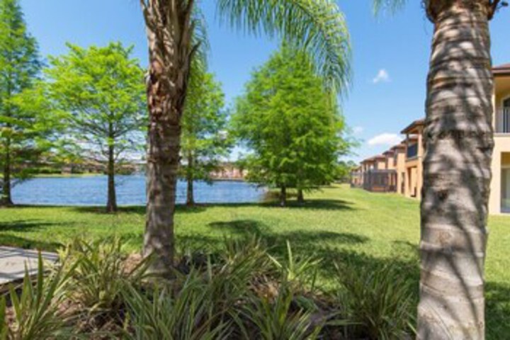 Property Grounds 42 of 55