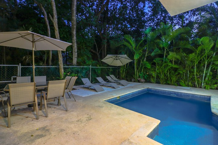 Pool 66 of 69