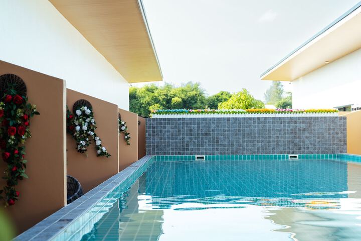 Pool 39 of 47