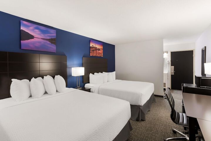 Room 10 of 25