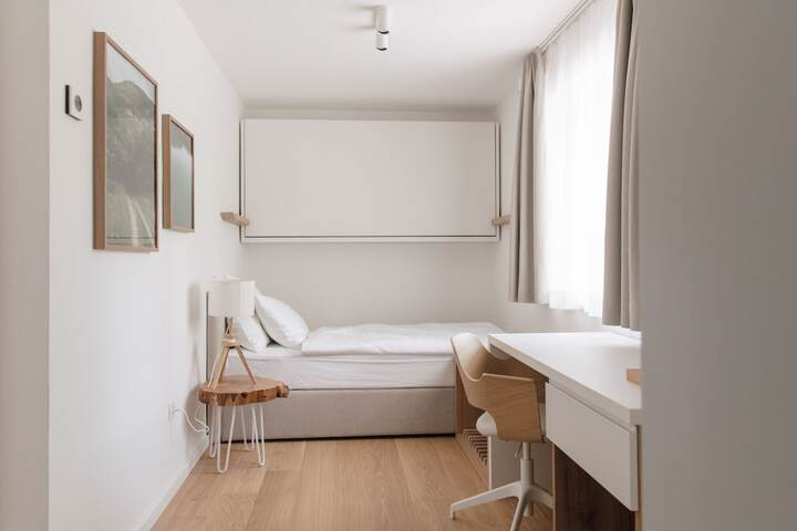 Room 15 of 57