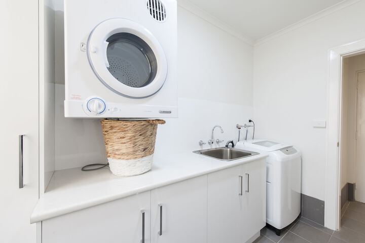 Laundry 23 of 45