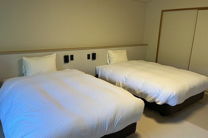 Room 16 of 51