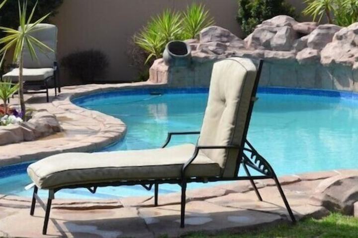 Pools & Facilities