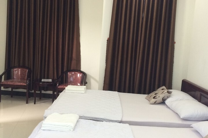 Room 16 of 32