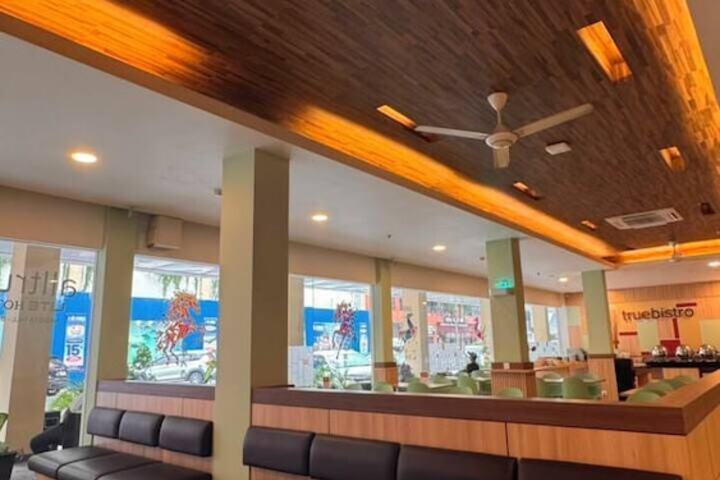 Hotel Lobby