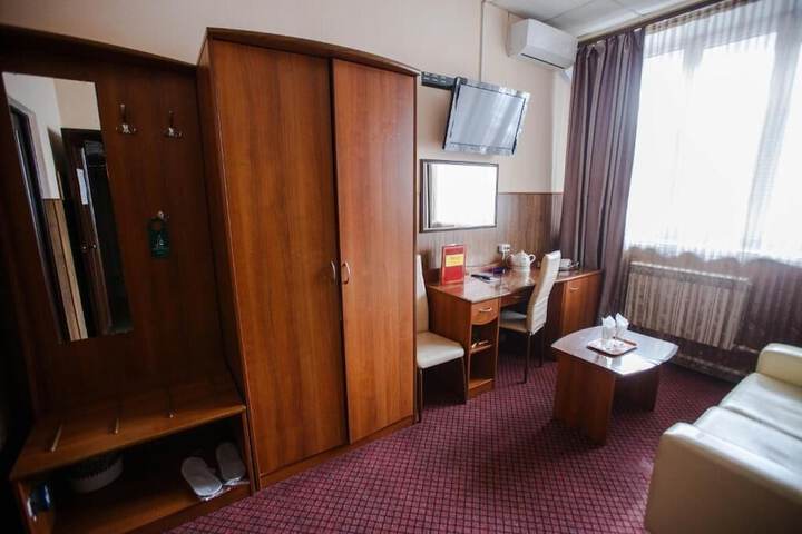 Room 22 of 62