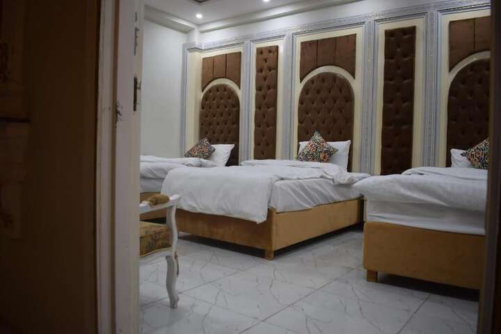 Room 12 of 13
