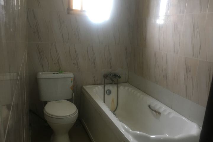 Room 12 of 16