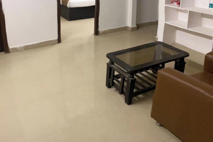 Room 3 of 26