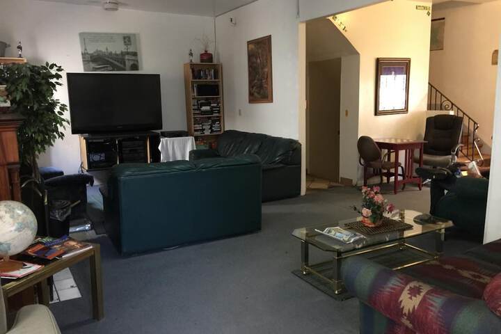 Room 18 of 32
