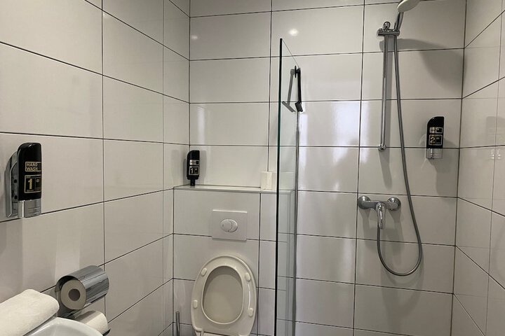 Room 49 of 58