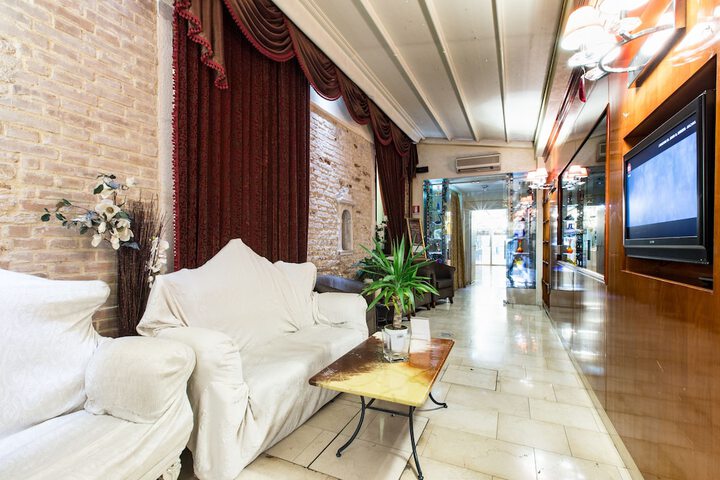 Lobby Entry