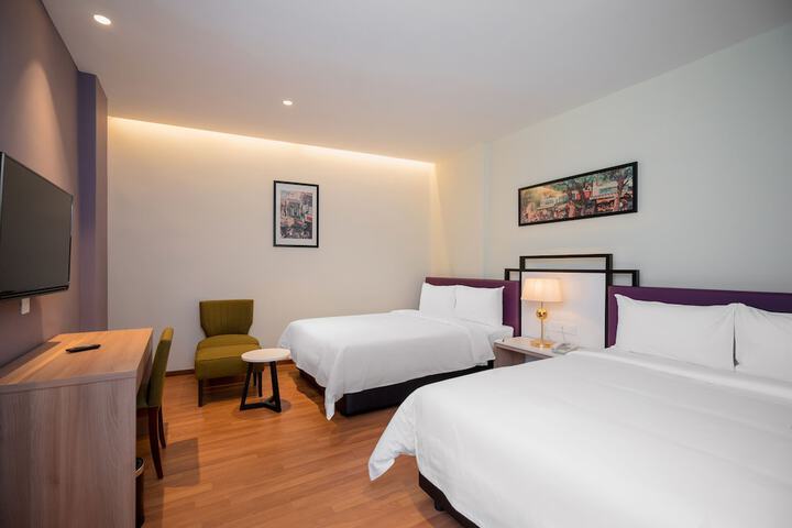 Room 8 of 44