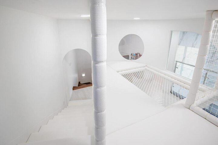 Room 5 of 188