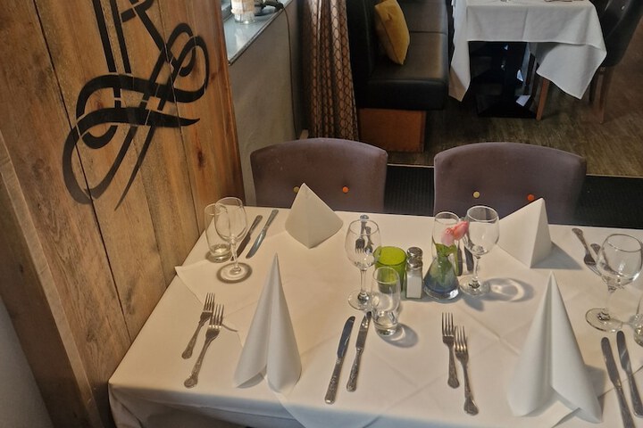 Dining 43 of 93