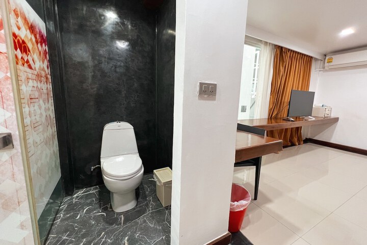 Room 67 of 113