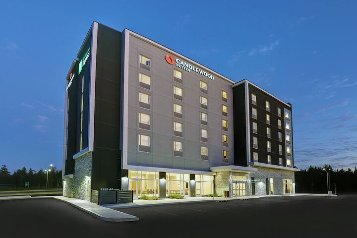 Hotel 27 of 32