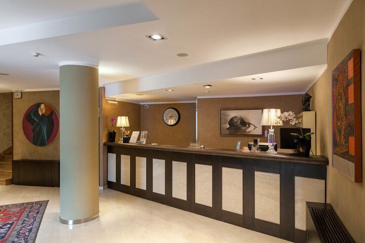Hotel Interior 7 of 83
