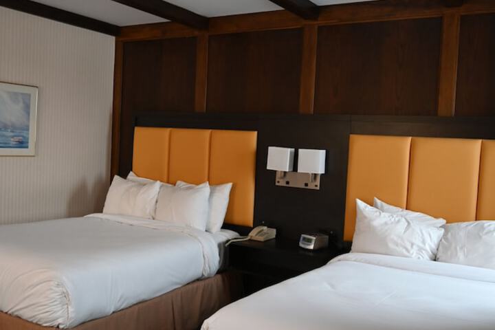 Room 21 of 124