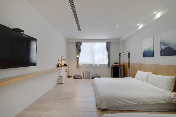Room 57 of 145