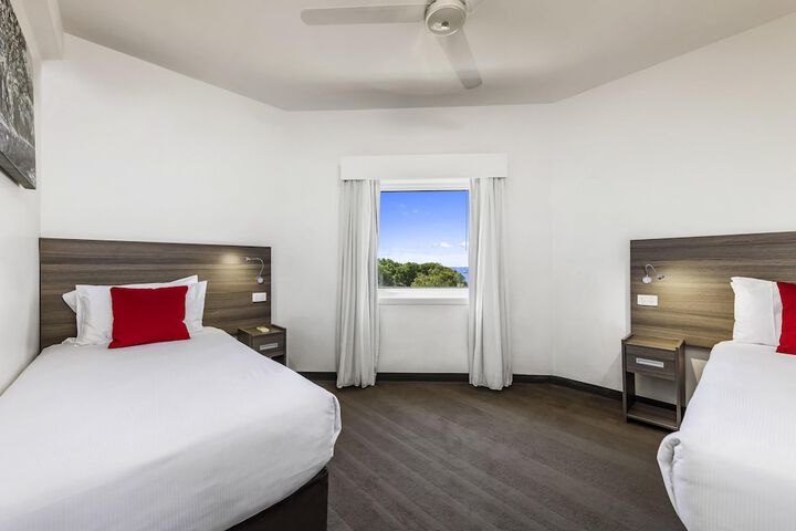 Room 29 of 75