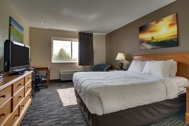 Quadruple Queen Size Bed (2 of 11)