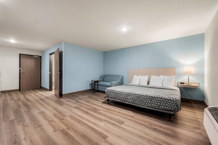 Room 22 of 30