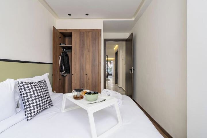 Room 50 of 129