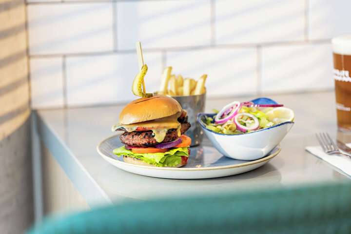 Dining 89 of 138