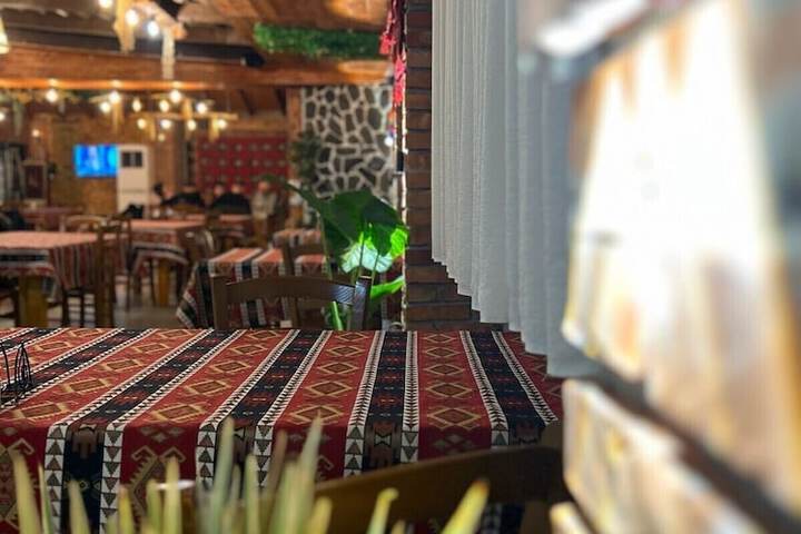 Te Bujtina Hotel & Restaurant