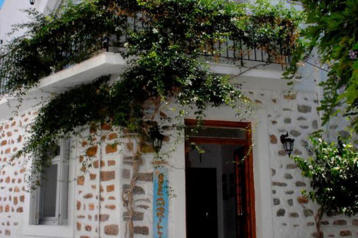 Amaryllis Hotel