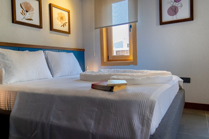 Room 40 of 188