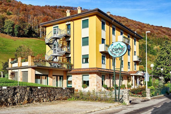Hotel 40 of 41
