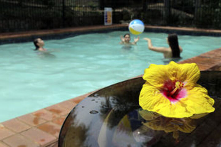 Pool Hotel