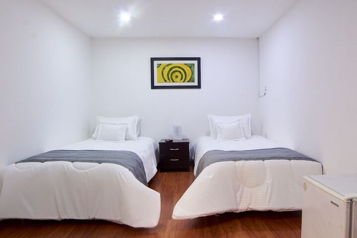 Room 9 of 41