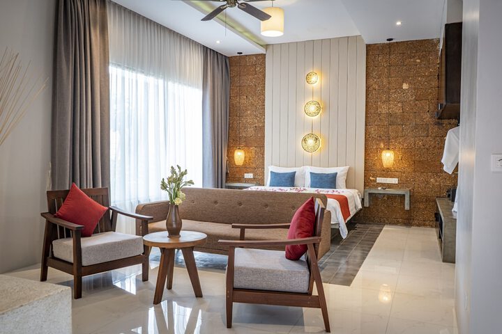 Room 26 of 174
