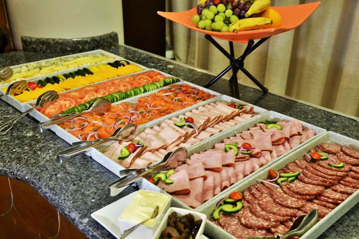 Dining 116 of 155