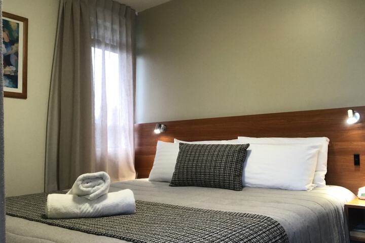 Room 10 of 36