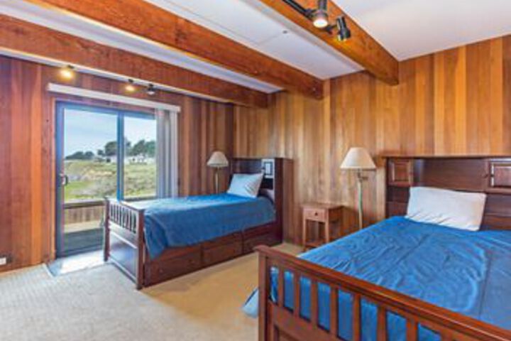 Room 14 of 25