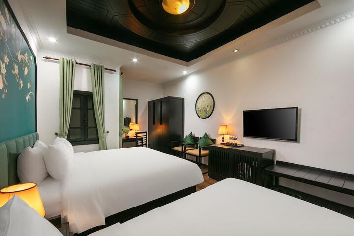 Room 14 of 47