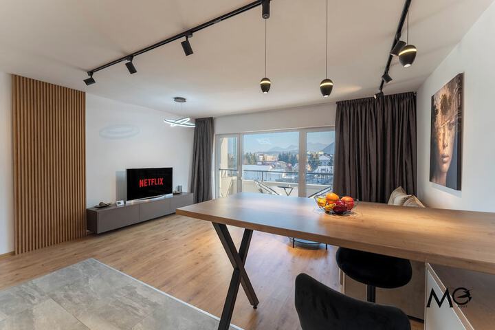 Room 438 of 653