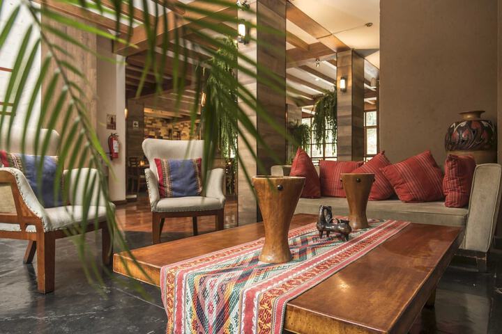 Hotel Lobby