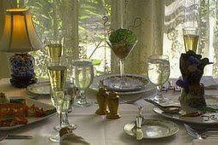 Dining 7 of 11