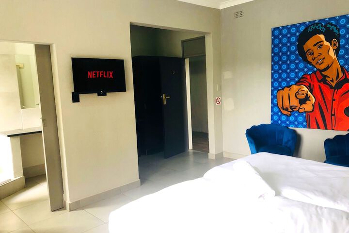 Room 82 of 241