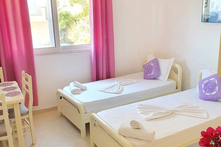 Room 4 of 59
