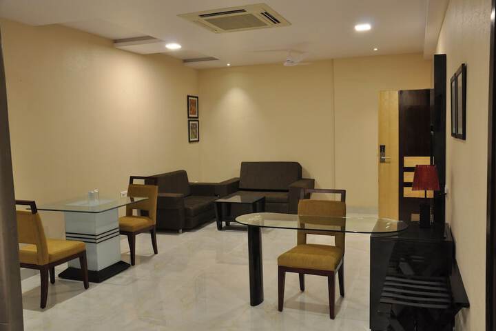 Room 17 of 31