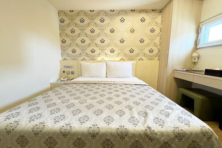 Room 41 of 160