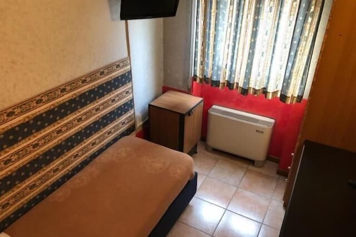 Room 20 of 58